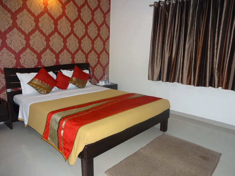 Deluxe Double or Twin Room - Photo 3