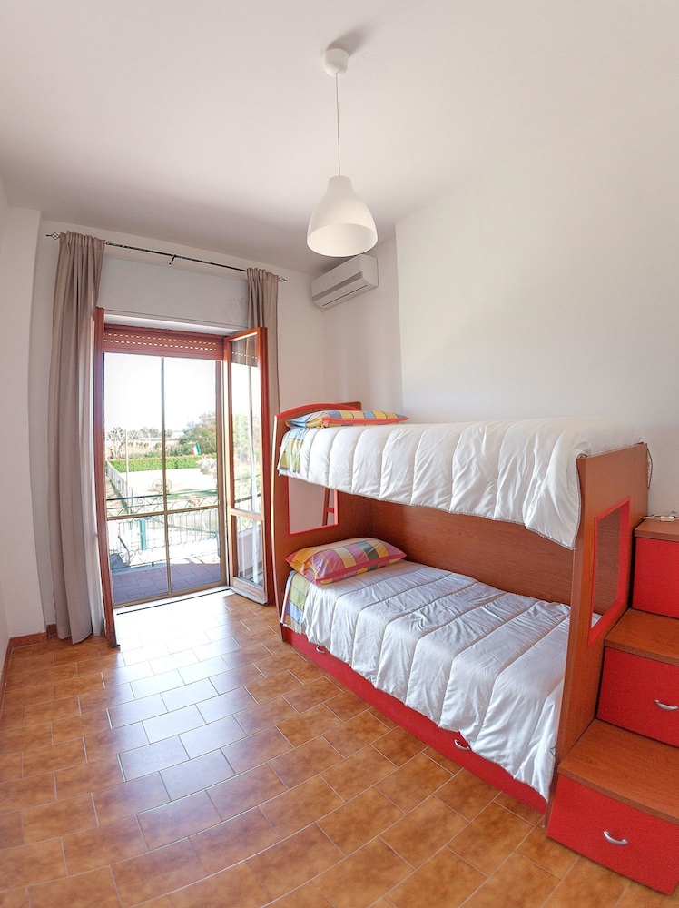 Apartment, 3 Bedrooms photo 2