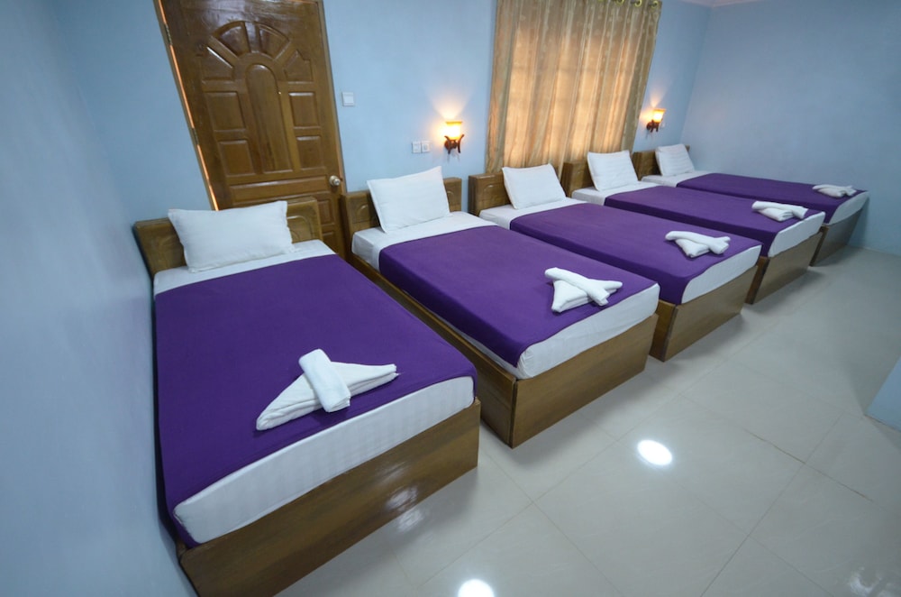 Mixed Dormitory Room photo 3