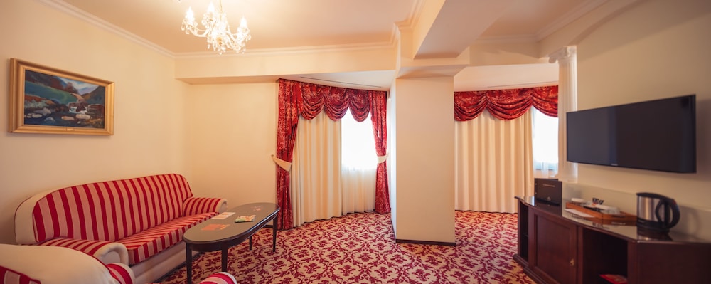 Junior Suite, 2 Twin Beds photo 3