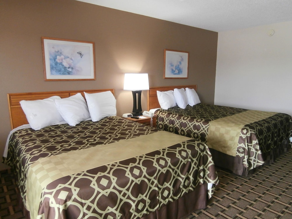 Deluxe Room, 2 Queen Beds, Accessible, Non Smoking - Photo 1