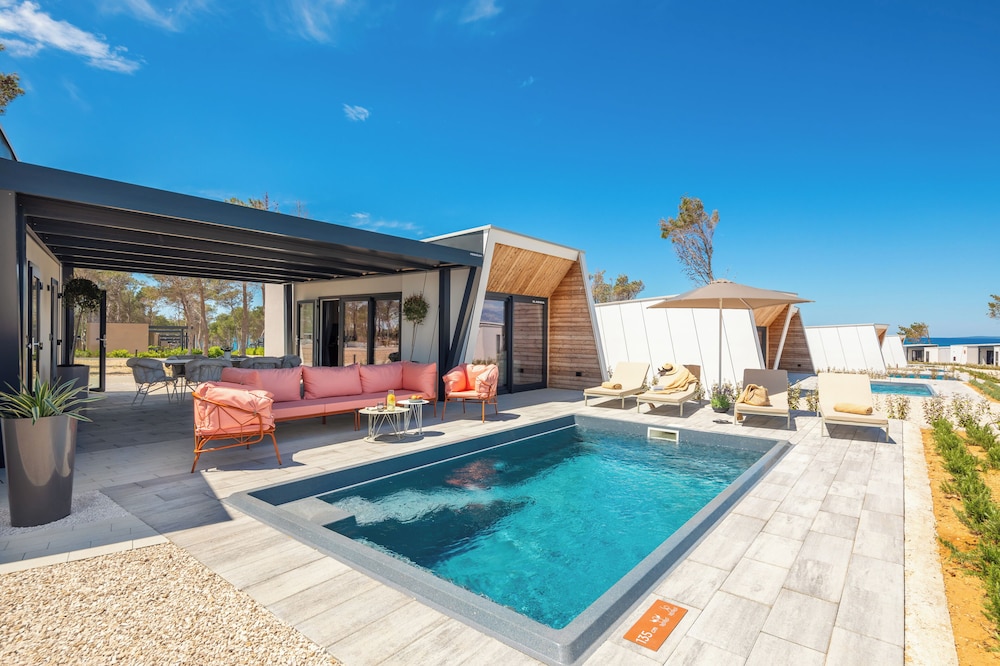 Luxury Glamping Villa with pool photo 1