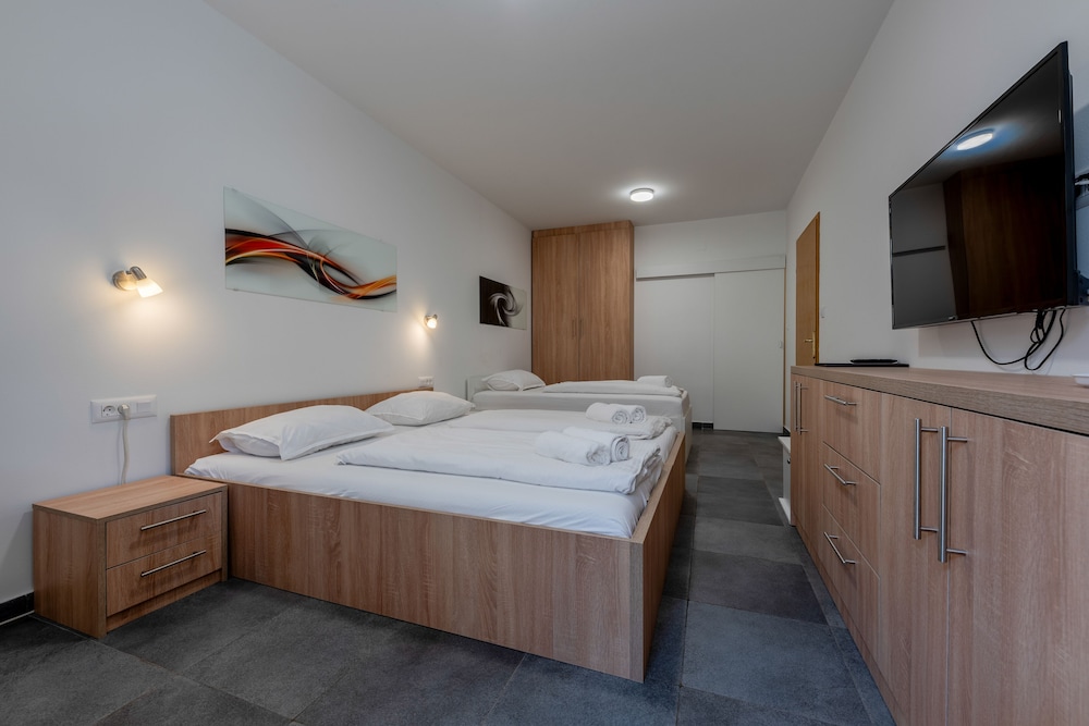 Room Comfort with patio for 3