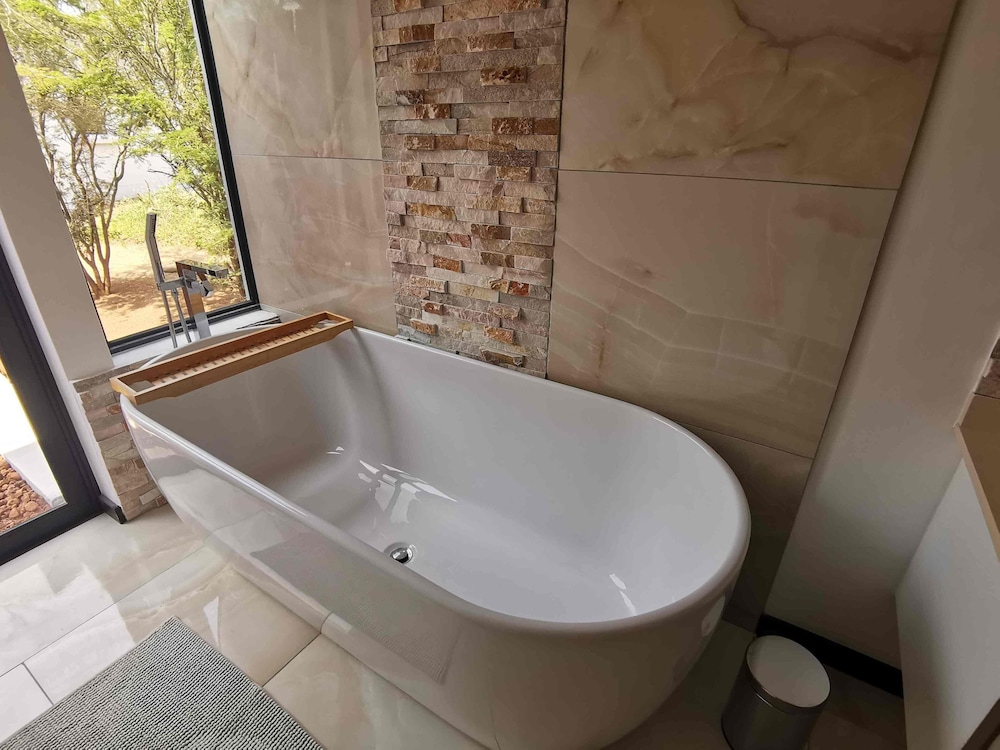 Luxury Room photo 2