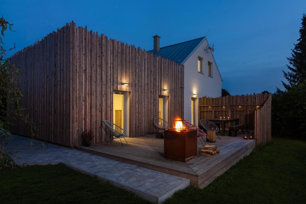 Villa photo 1