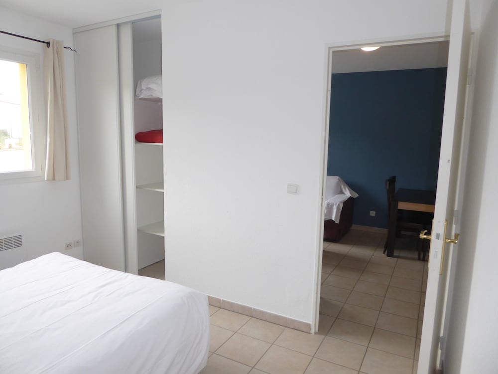 Comfort Apartment photo 2