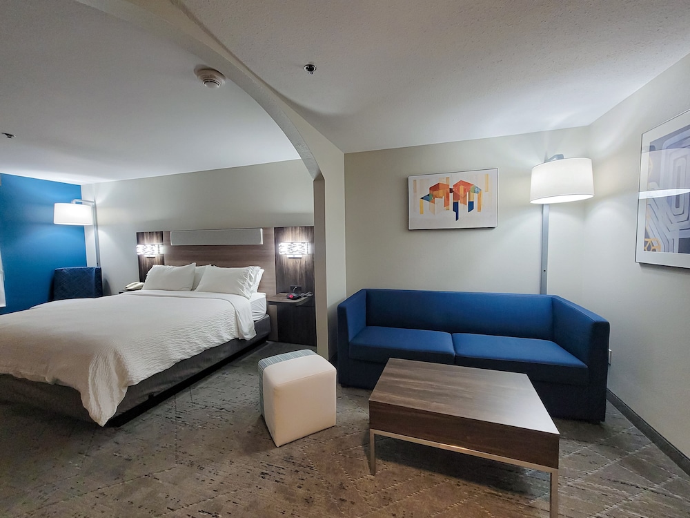 Suite, 1 Bedroom photo 1
