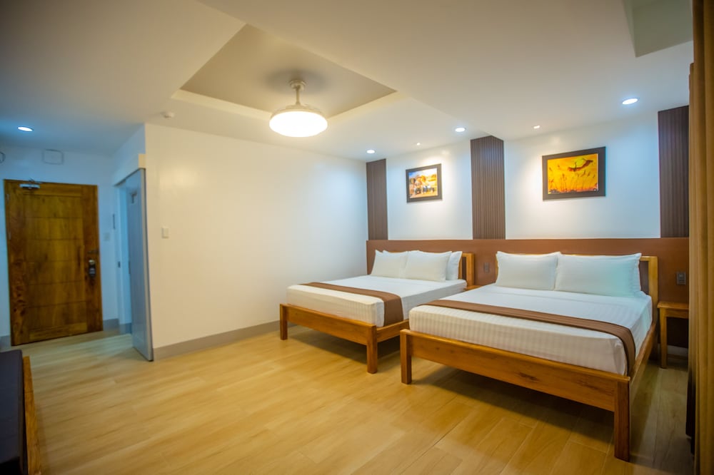 Deluxe Room - Photo 3