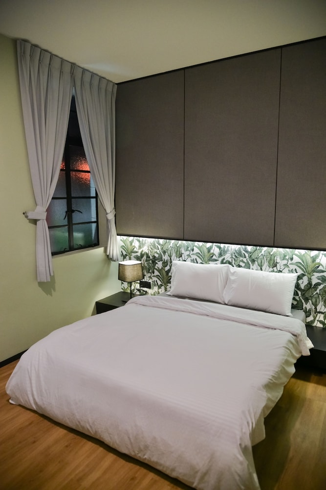 Deluxe Double Room - Photo 7