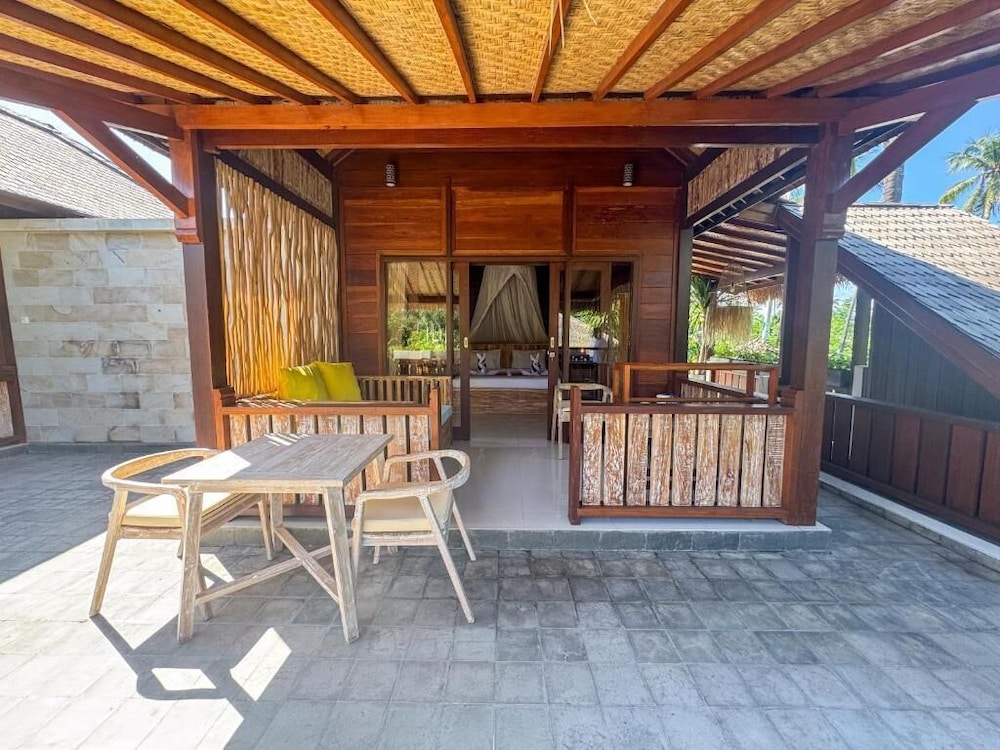 Deluxe Double Room, 1 King Bed, Non Smoking, Courtyard View
