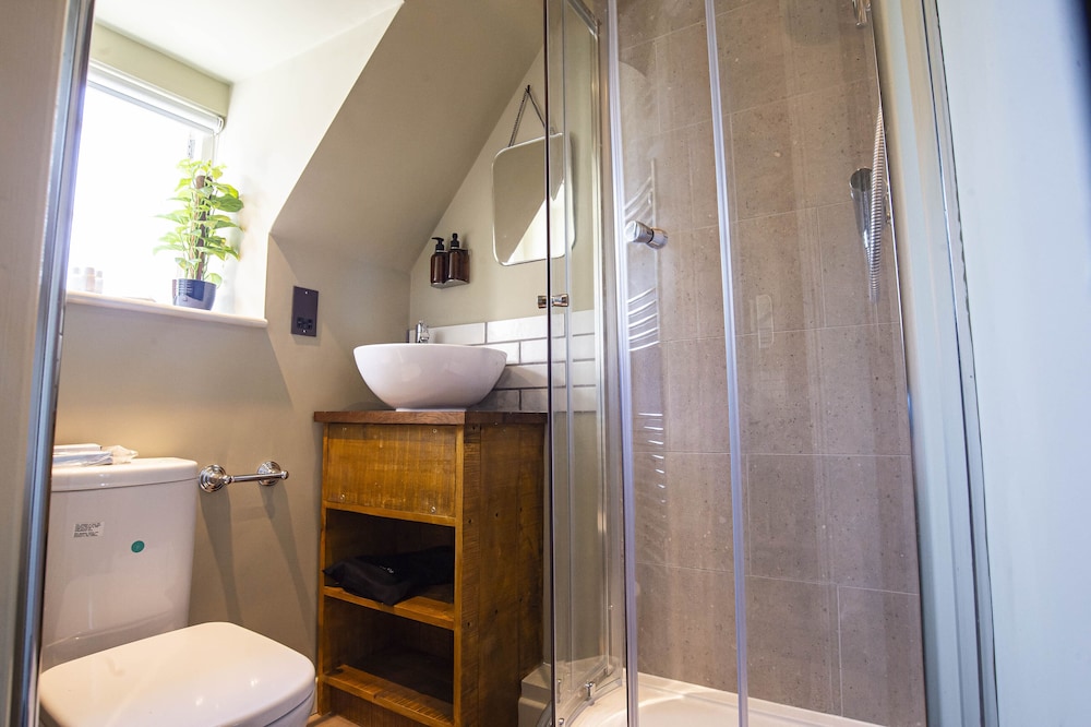Superior Double Room, Ensuite (Room 4) - Photo 4