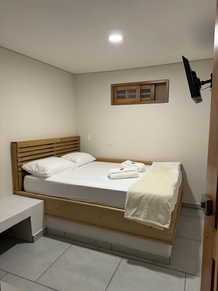 Basic Single Room photo 3