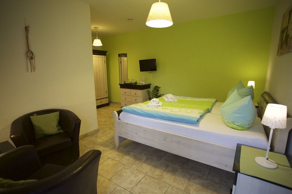 Basic Double Room (Zimmer Nr.9) photo 2