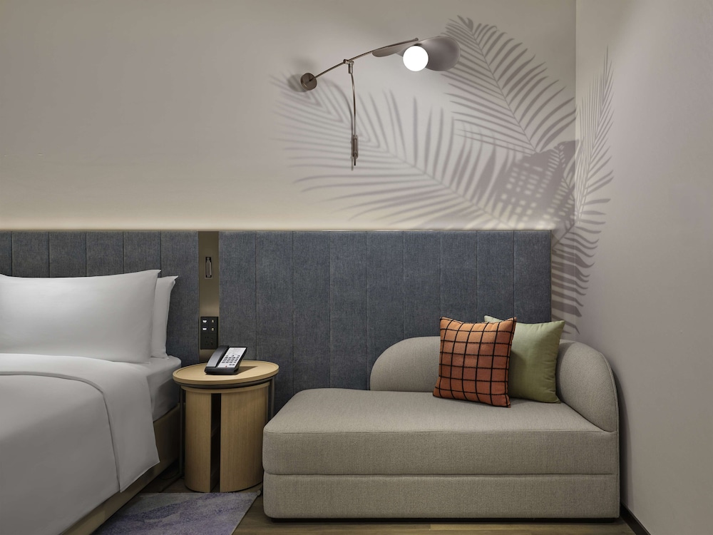 Premier Room, 1 King Bed