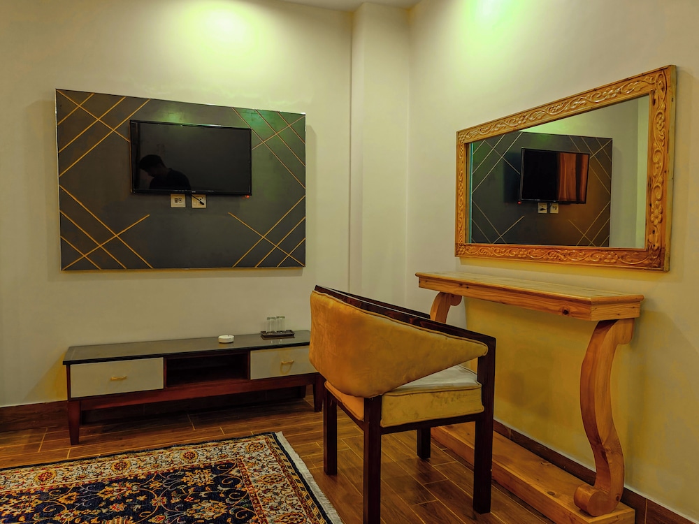 Deluxe Single Room, Mountain View photo 3