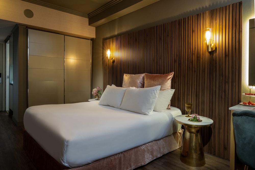 Deluxe Double Room - Photo 2