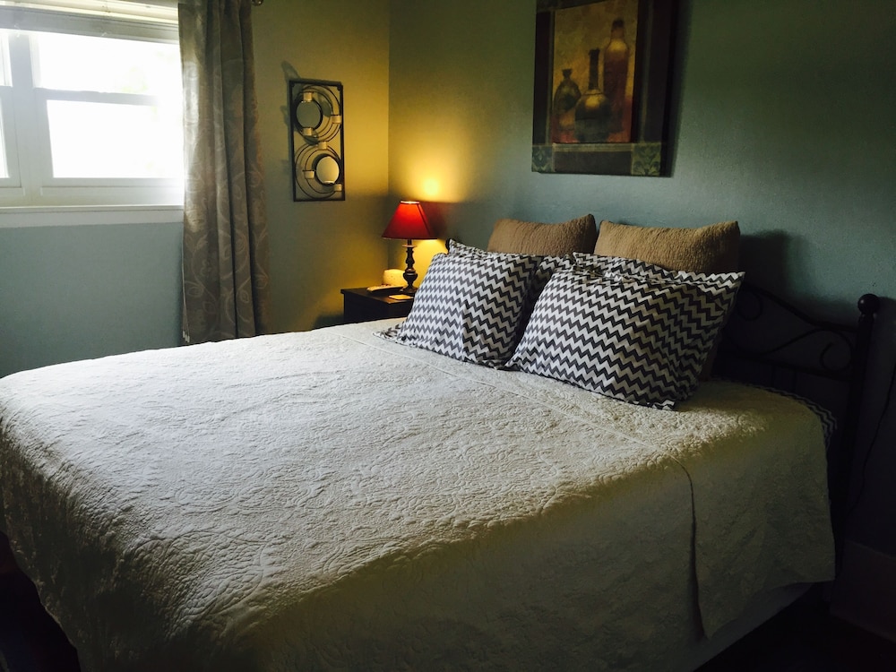 Cynthia's Chamber photo 1
