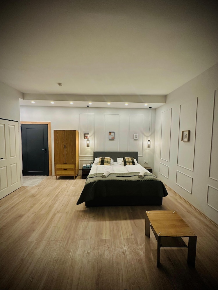 Basic Room