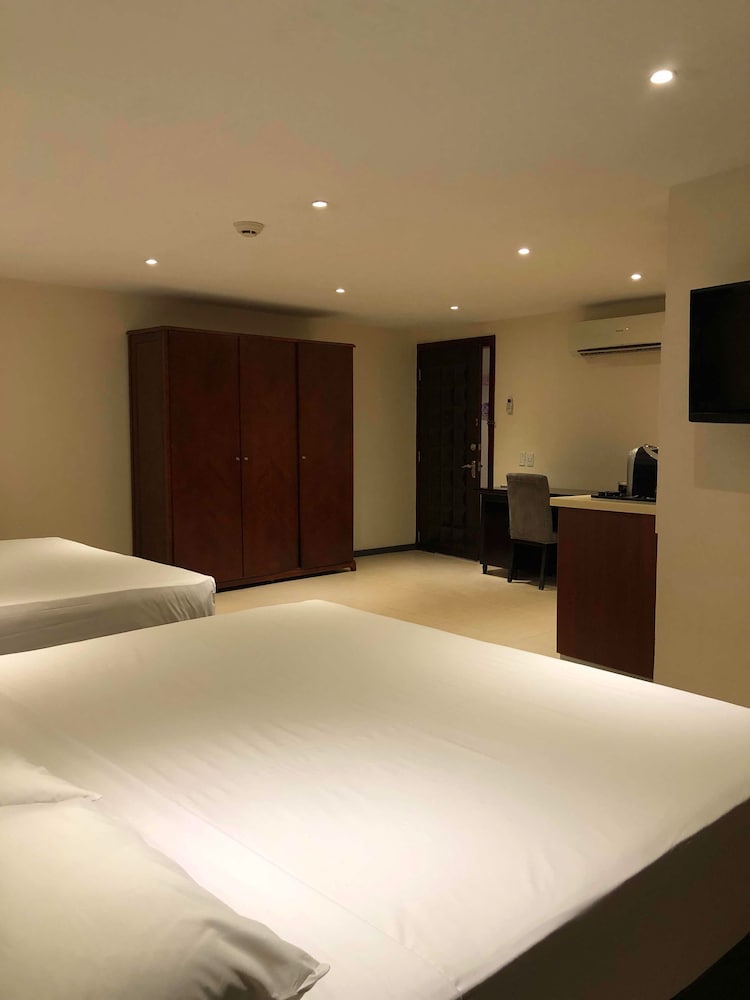 Superior Studio Suite, Kitchenette photo 3
