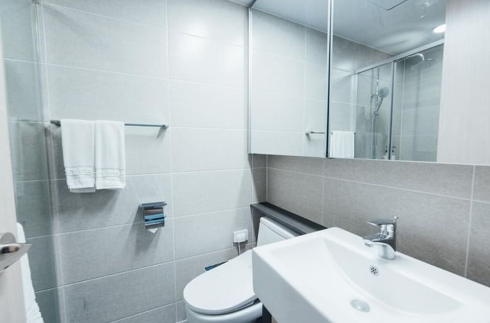 Deluxe Twin Room - Photo 16