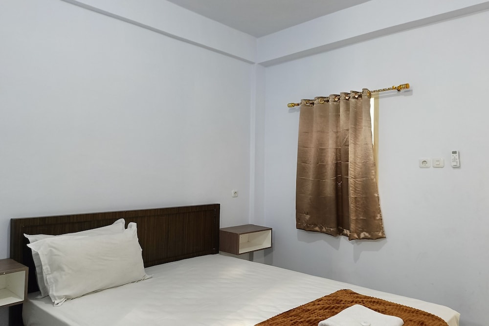 Economy Double Room photo 3