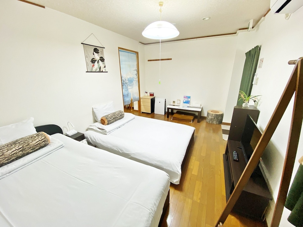 Family Apartment, 1 Bedroom, Accessible, Kitchenette