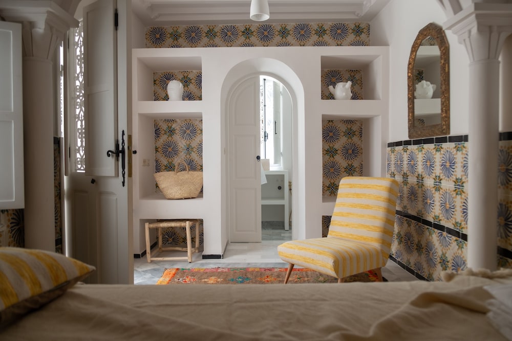 Design Suite, Ensuite (Mimosa)