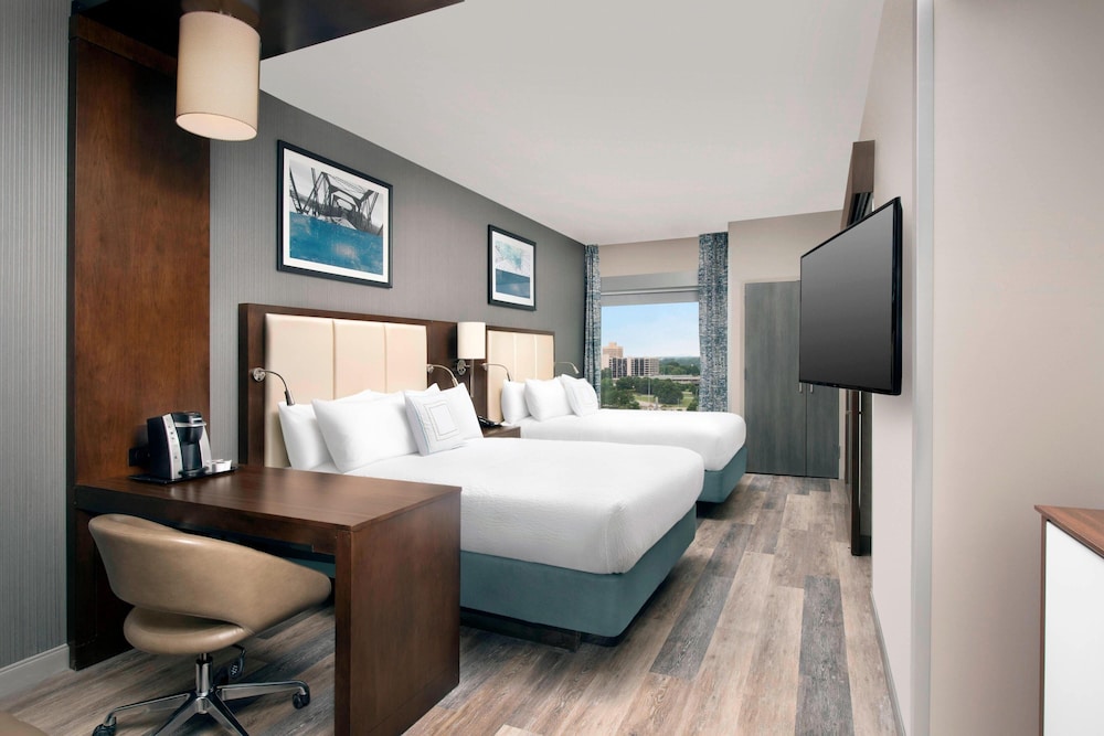 Suite, Multiple Beds
