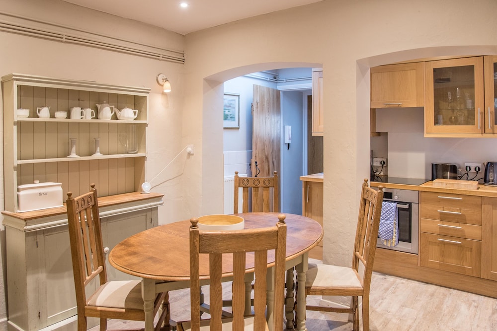 Cottage (2 Bedrooms)