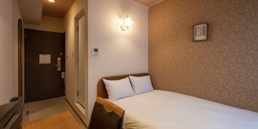 Single Room, Non Smoking - Photo 42