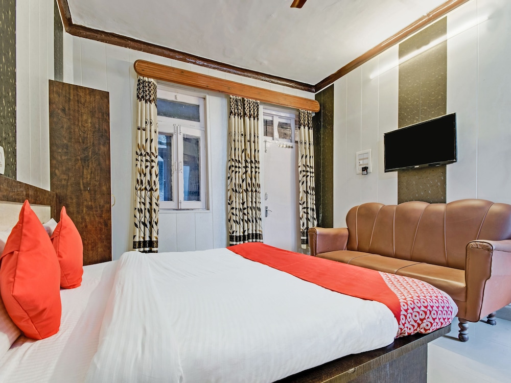 Deluxe Double Or Twin Room, 1 Queen Bed photo 3