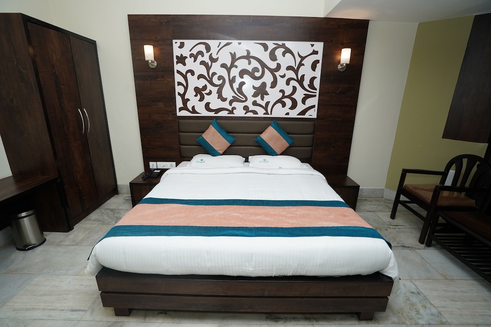 Deluxe Family A/C Room