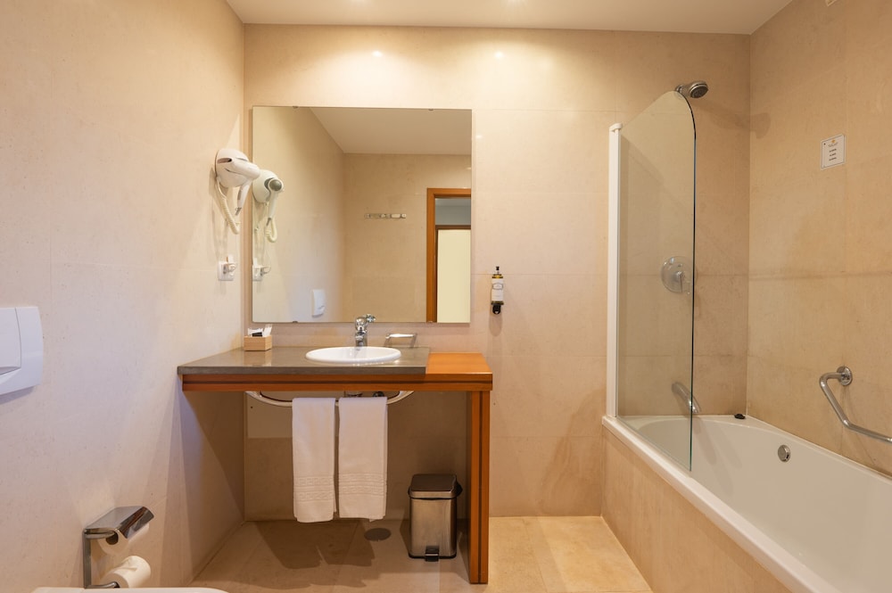 Panoramic Studio, Balcony, Sea View - Photo 12