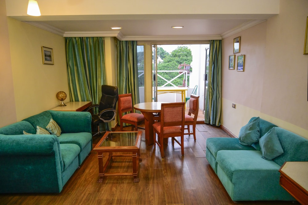 Deluxe Double Room, Accessible photo 3
