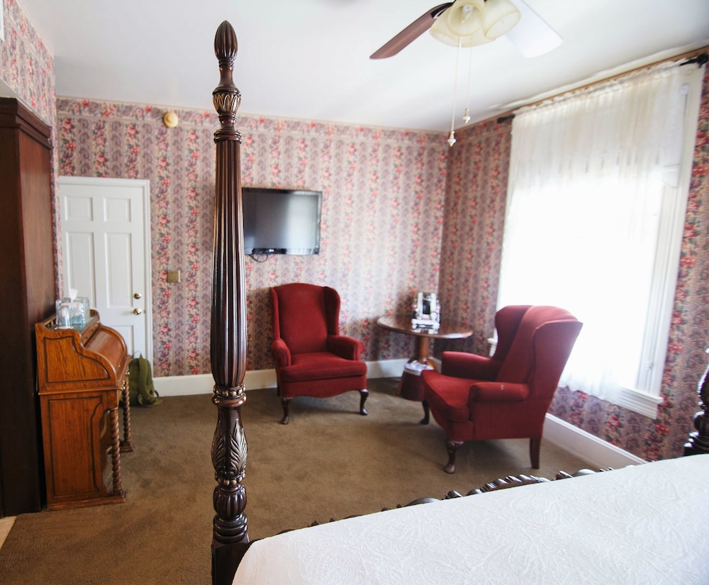 Executive Suite, 1 King Bed photo 1