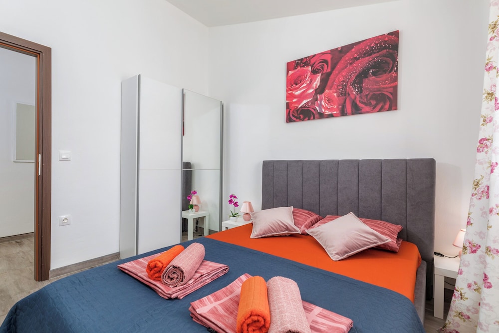 Classic Double Room, Courtyard View