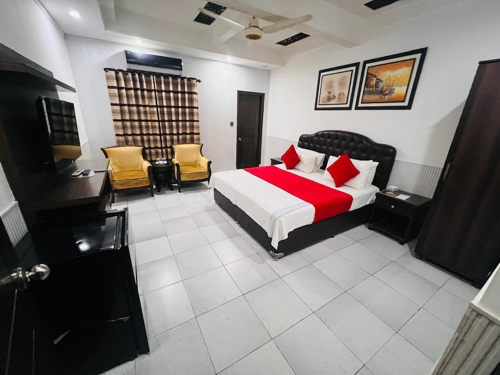 Classic Single Room