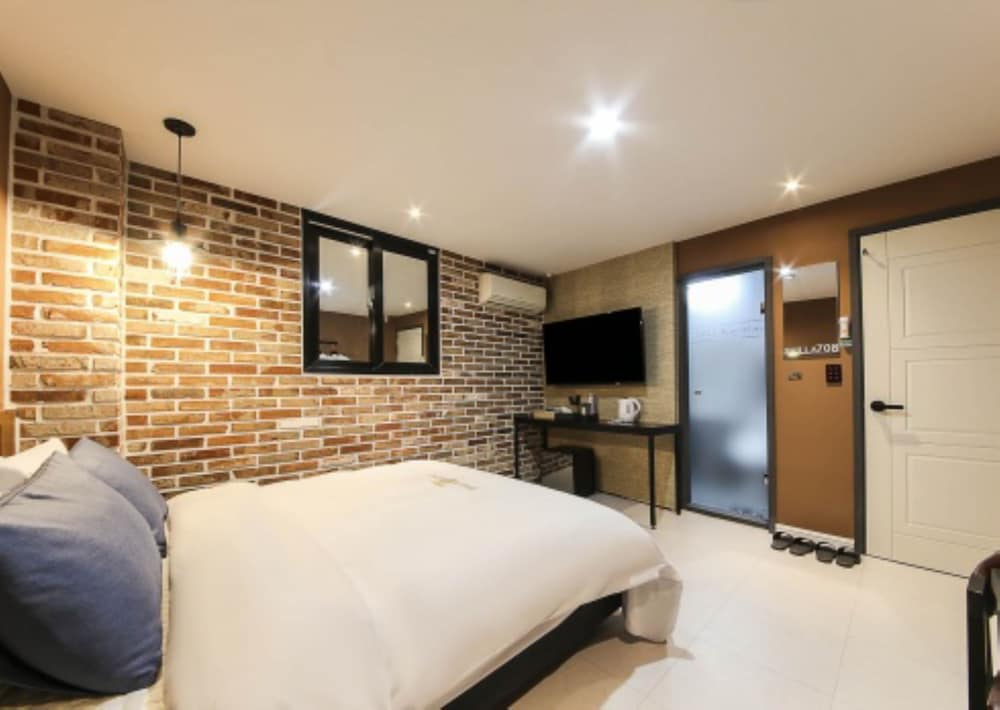 Deluxe Room (Business) - Photo 15