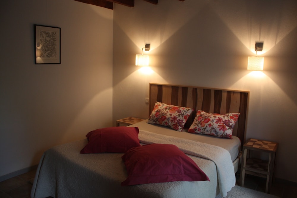 Standard Double Room - Photo 1