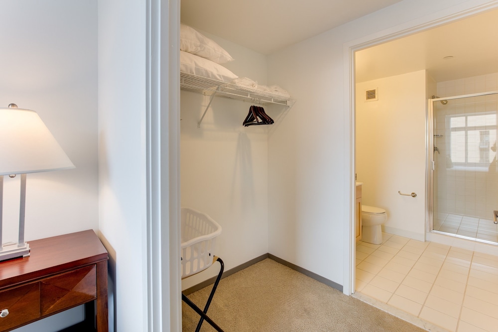 Luxury Apartment, 2 Bedrooms photo 3