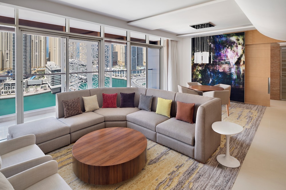 Suite, 1 Bedroom, Marina View (High Floor)