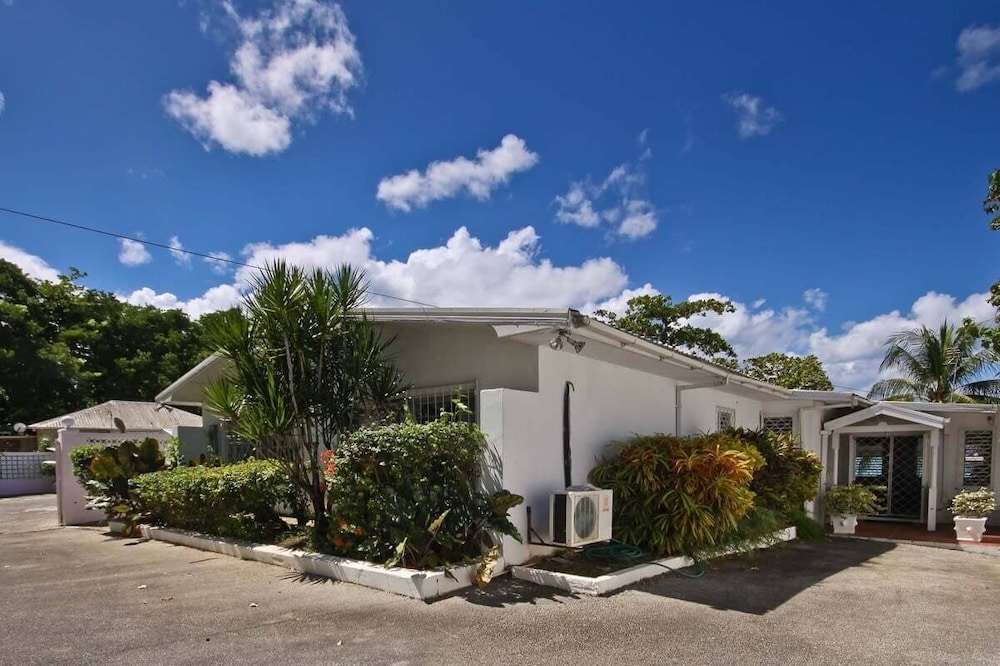 House, 3 Bedrooms photo 3