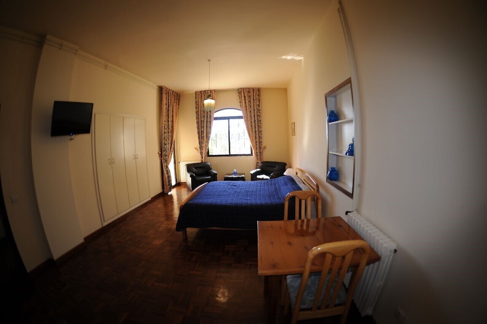 Triple Room photo 2