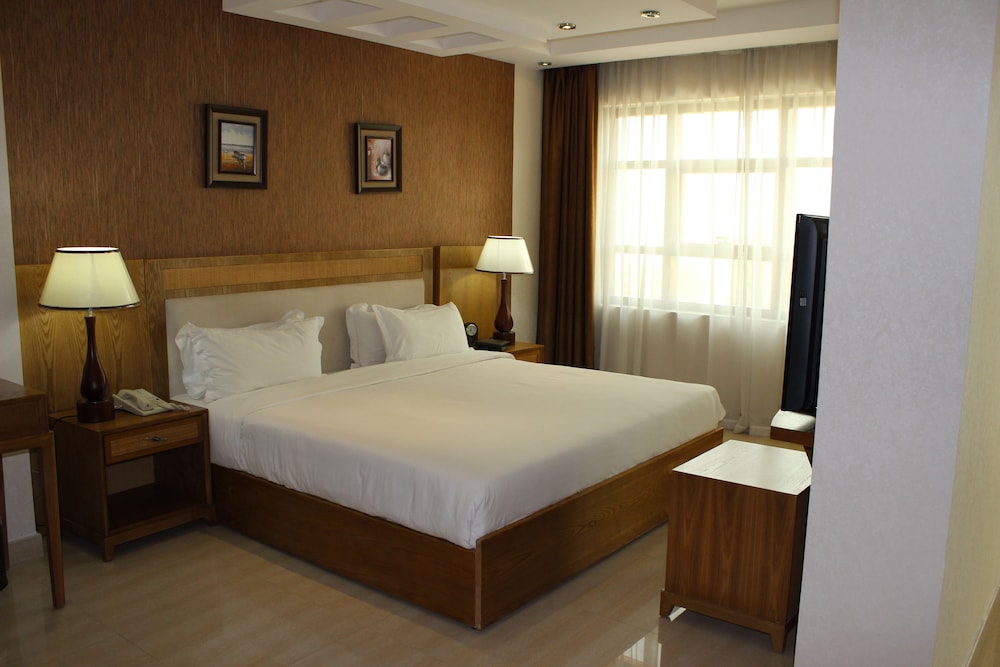 Standard Double or Twin Room, 1 Bedroom, Smoking, City View photo 1