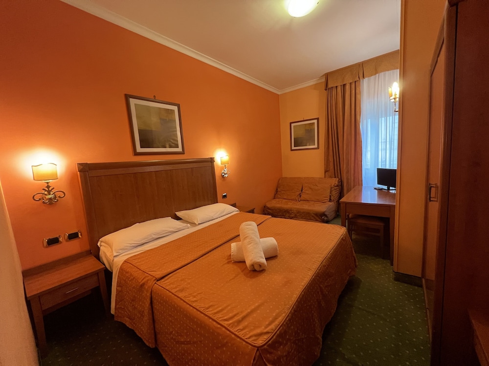 Basic Double Room