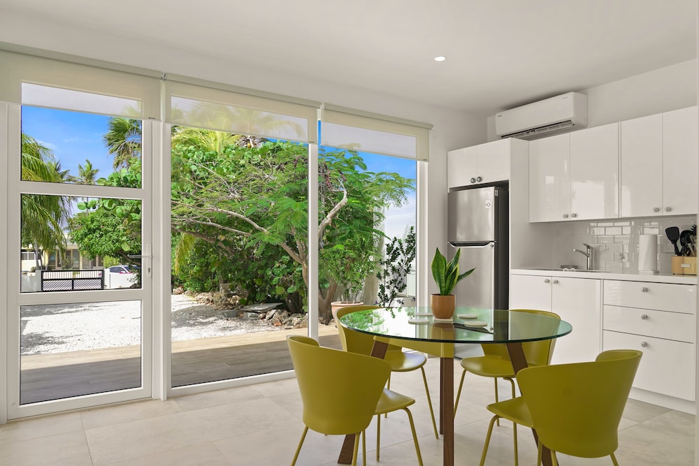 Premium Apartment, 1 Bedroom, Kitchen, Pool View photo 2