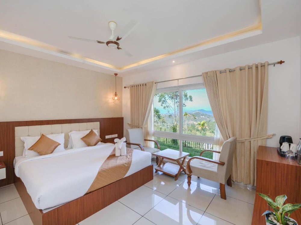 Deluxe Double Room, Balcony, Mountain View