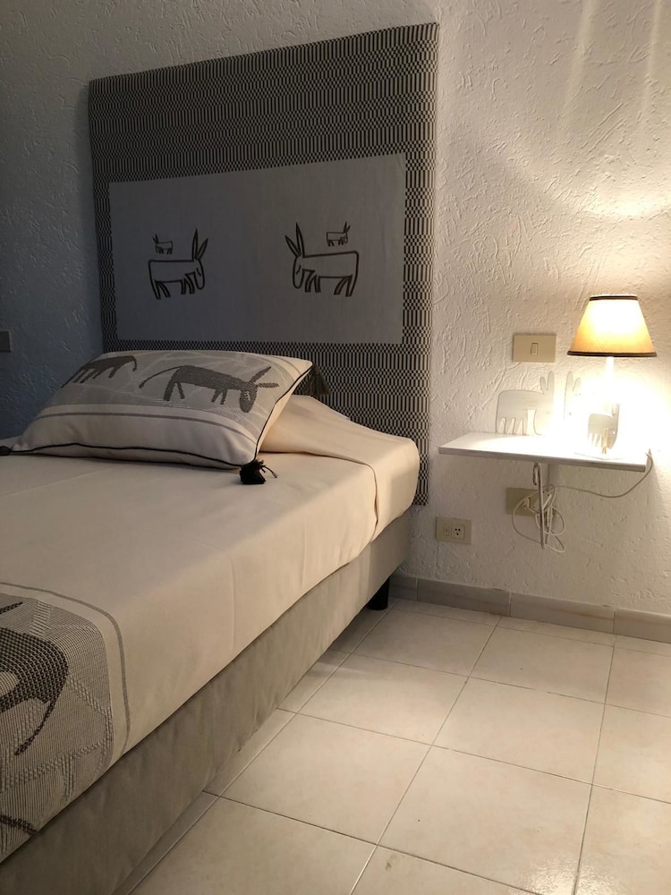 Traditional Twin Room, 2 Twin Beds photo 2
