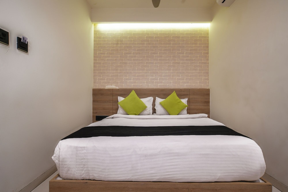 Classic Room - Photo 6