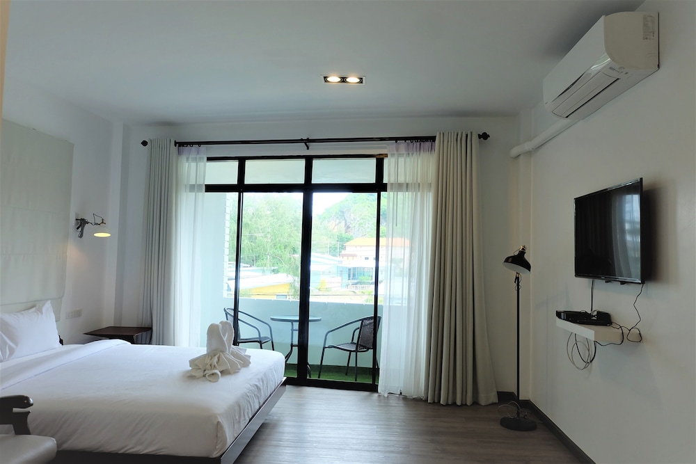 Standard Room - Photo 14